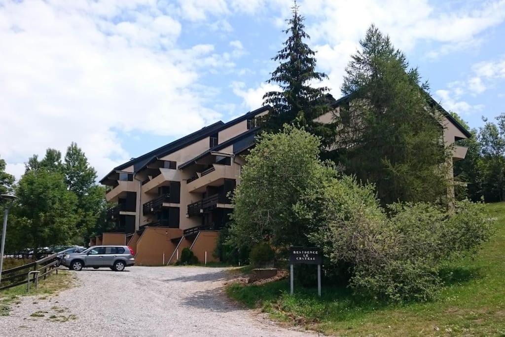 Belle Vue Au Chateau D'Ancelle Extérieur photo